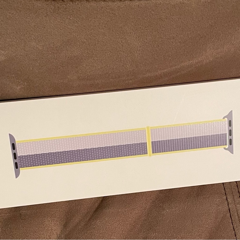 Apple Watch  41mm Sport Loop